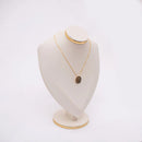 Expositor Busto Coleção Queen Off White