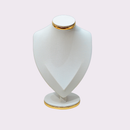 Expositor Busto Coleção Queen Off White